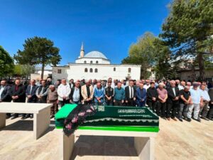 köyde cenaze töreni